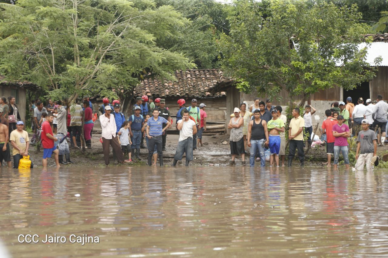 Ej Rcito De Nicaragua Evacua A Familias Afectadas Por Lluvias En