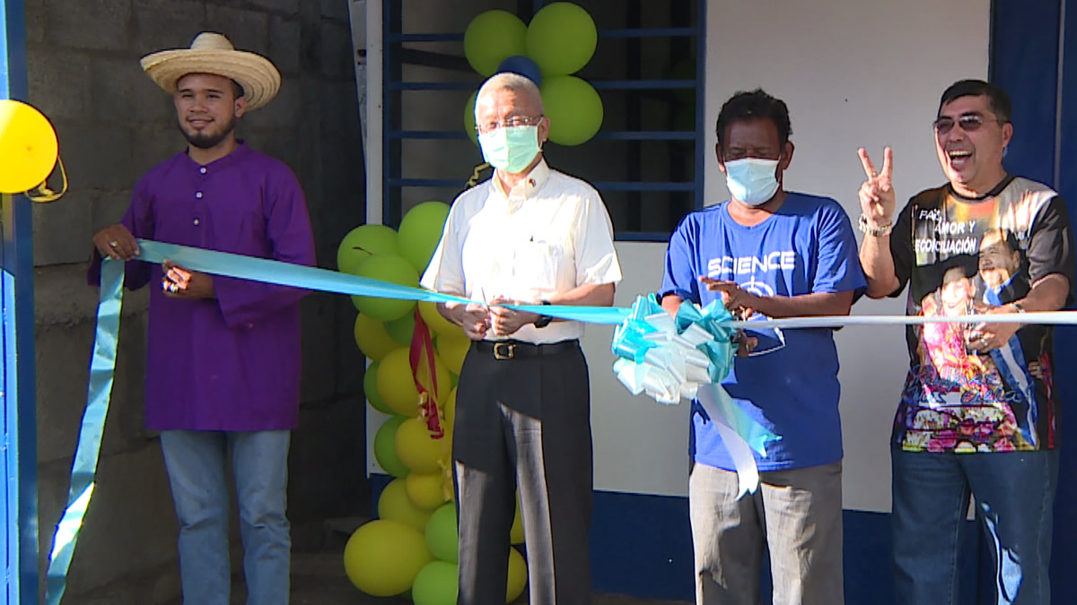 Alcaldía de Managua entrega vivienda digna a matrimonio en el barrio