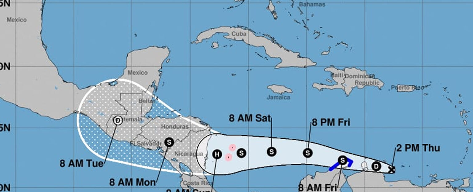 Fuerza Naval Suspende Zarpes Para Navegar En El Mar Caribe