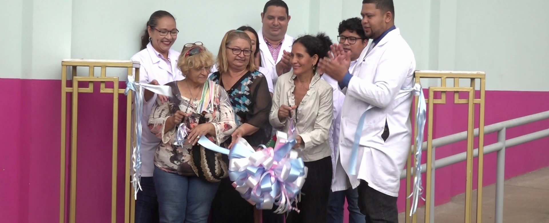 Autoridades de salud inauguran moderno Laboratorio de Biología Molecular