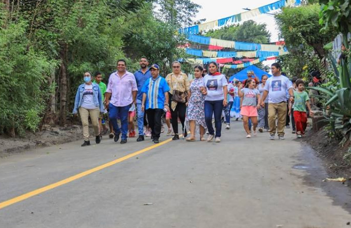 M S Calles Asfaltadas Para Las Familias Del Barrio Laureles Sur