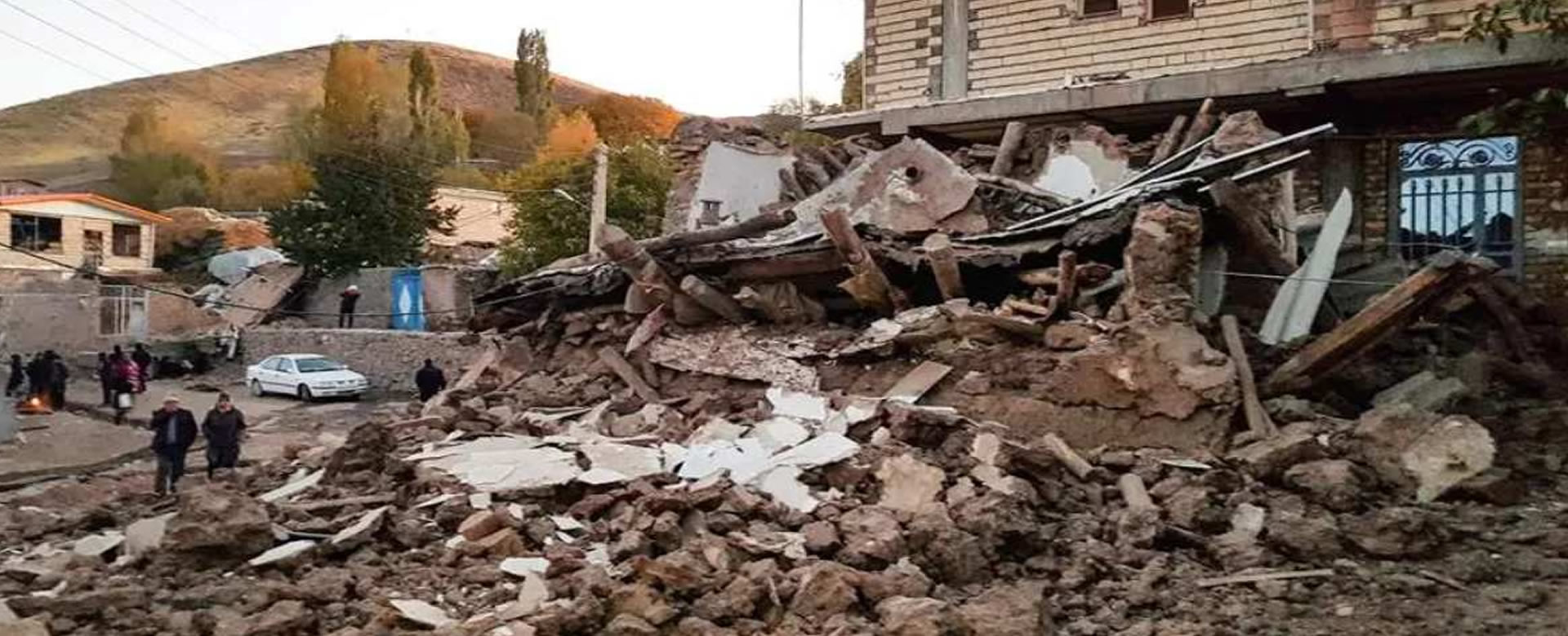 Cuatro muertos y 120 heridos deja terremoto de magnitud 4 9 en Irán