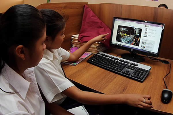 Calidad Educativa con Aulas Digitales Móviles