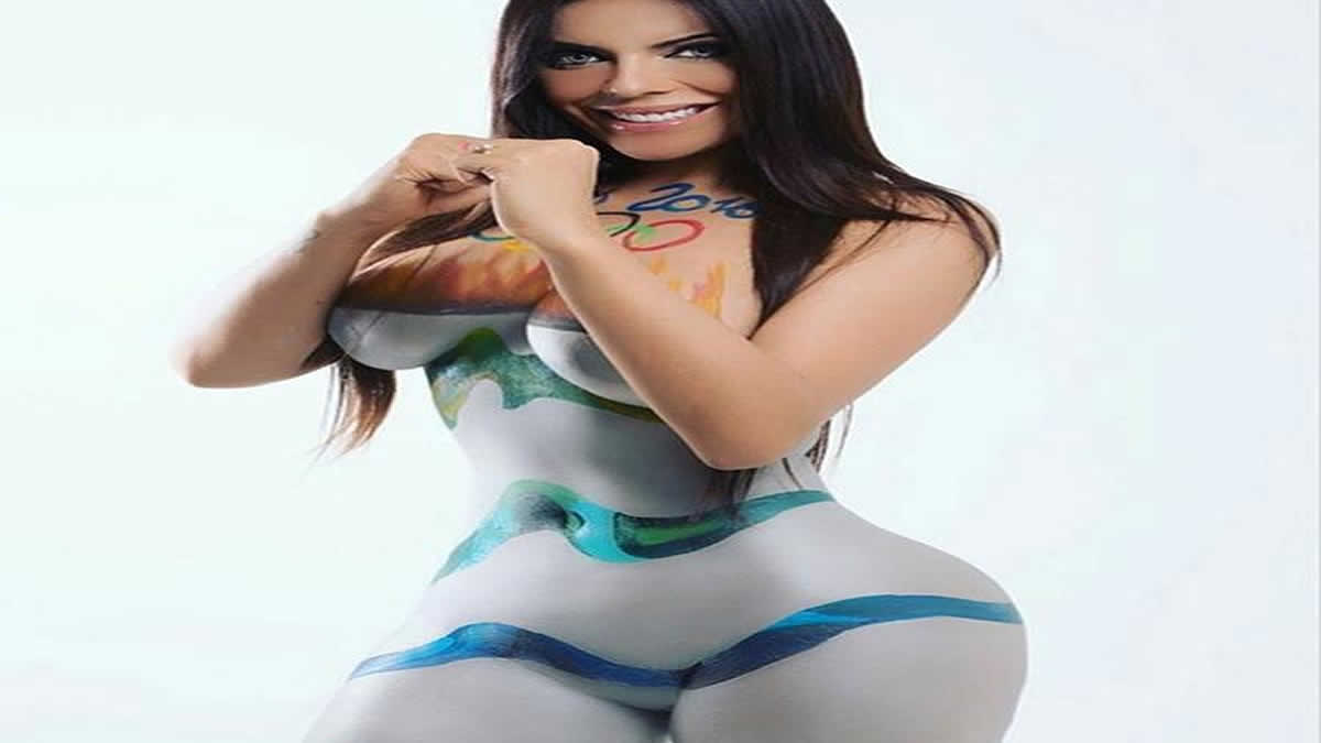 El sensual body painting olímpico de Miss Bumbum - Viva Nicaragua Canal 13