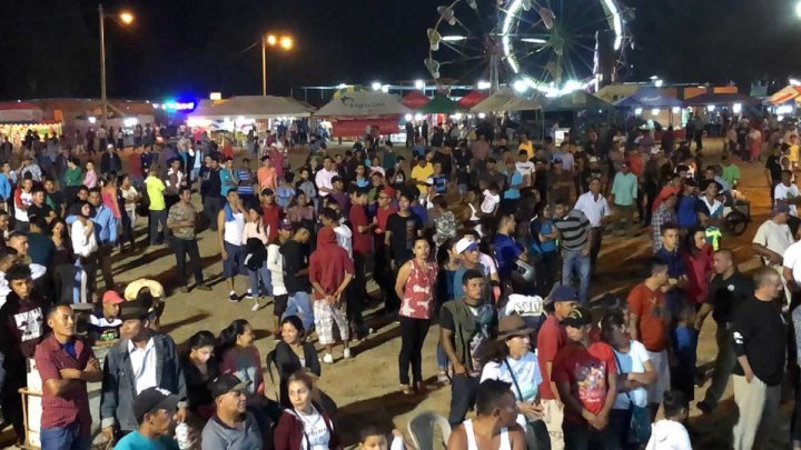 Familias de Nueva Segovia desbordan las calles con la Feria del Maíz