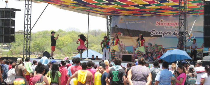 Familias despiden Semana Santa con el Summer Music Fest