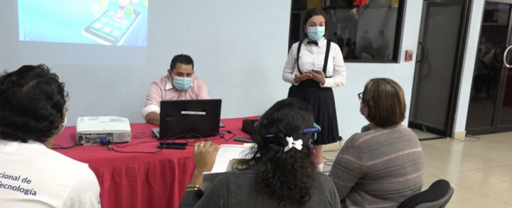 Estudiantes de Nicaragua defienden proyecto final del III concurso de aplicaciones móviles