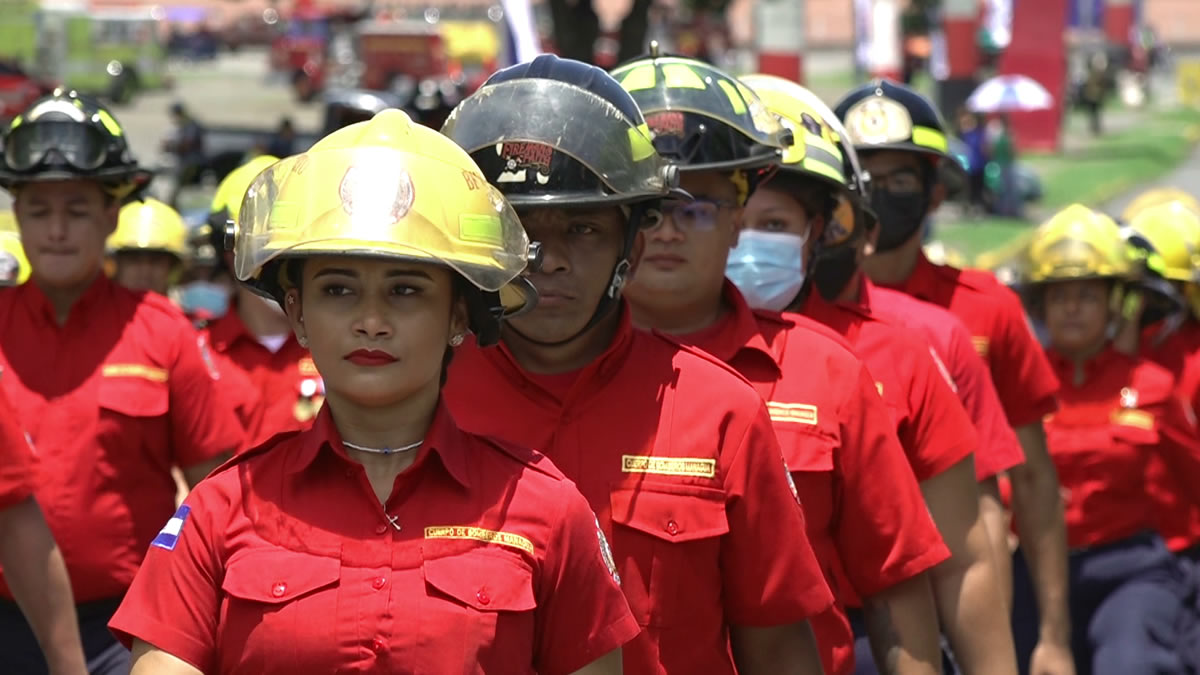 Benemérito Cuerpo De Bomberos Celebra Su 86 Aniversario