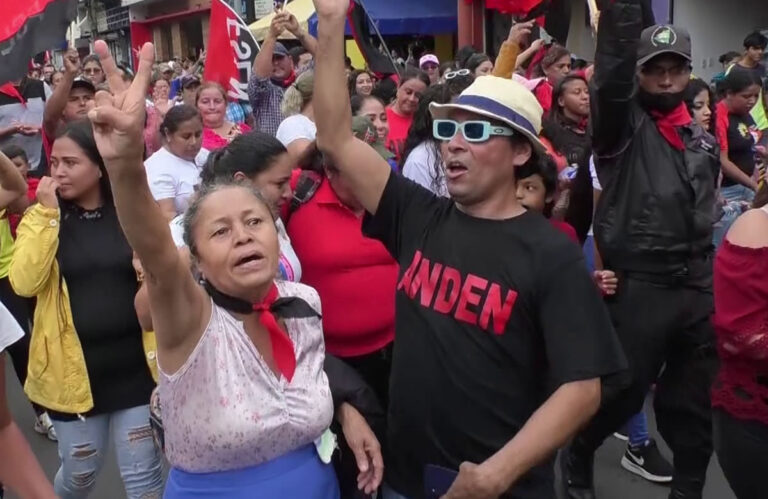 Con Una Marcha Matagalpinos Conmemoran El 45 Aniversario De Liberación 